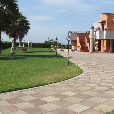 Отель Il Giardino Monticciolo Кастелламмаре-дель-Голфо Экстерьер фото