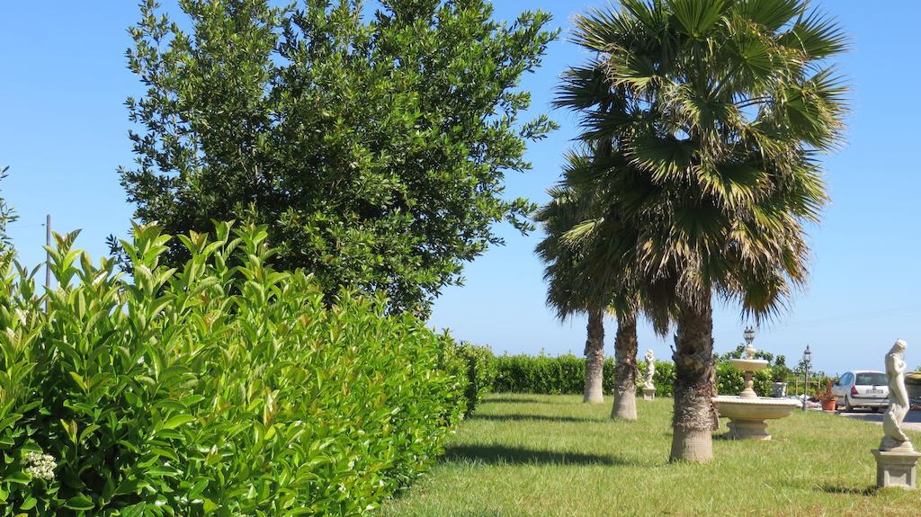 Отель Il Giardino Monticciolo Кастелламмаре-дель-Голфо Экстерьер фото