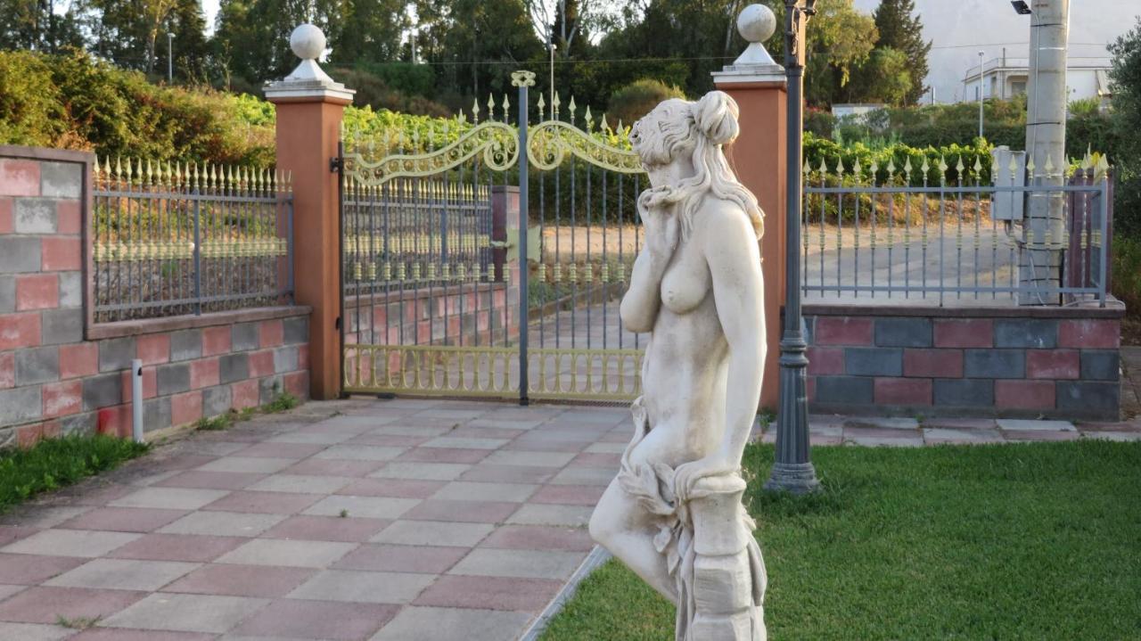 Отель Il Giardino Monticciolo Кастелламмаре-дель-Голфо Экстерьер фото
