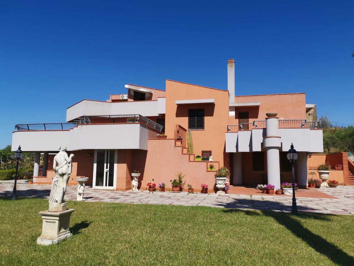 Отель Il Giardino Monticciolo Кастелламмаре-дель-Голфо Экстерьер фото